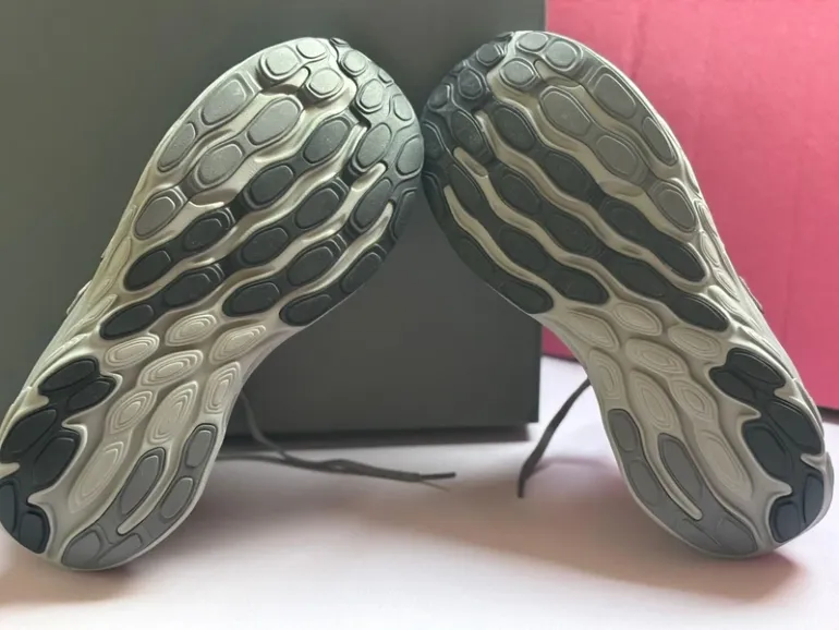 Used New Balance Utrnaa M bike — image 3 of 6