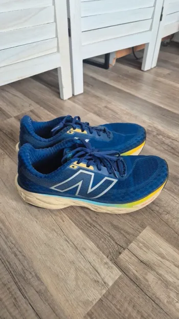 Used New Balance 1080 bike — image 3 of 4