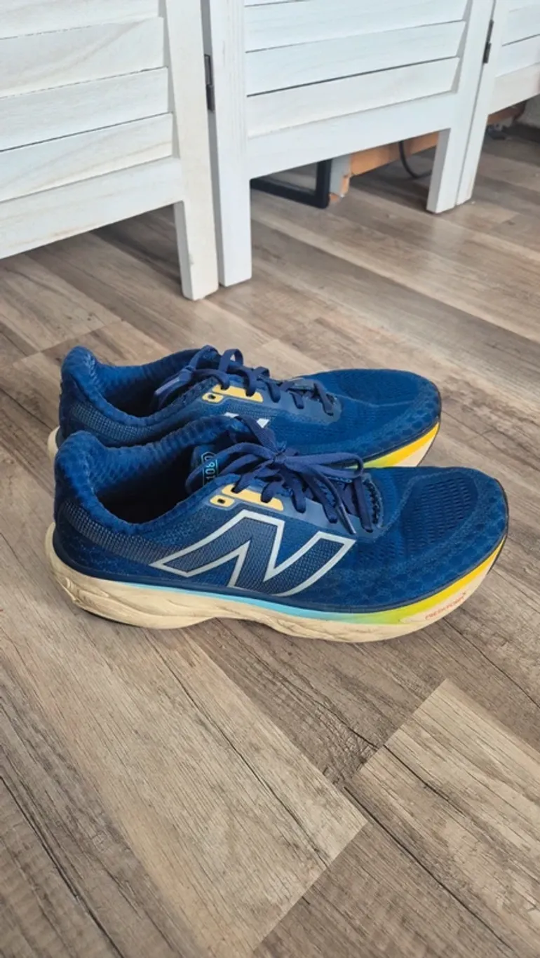 Used New Balance 1080 bike — image 3 of 4