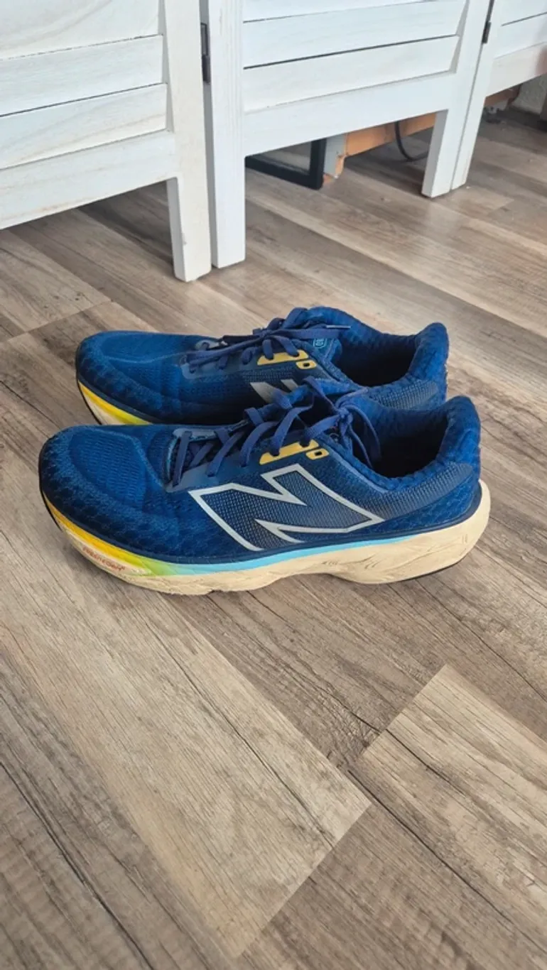 Used New Balance 1080 bike — image 2 of 4