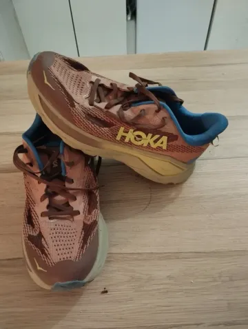 Used Hoka Challenger 8 Running Shoes