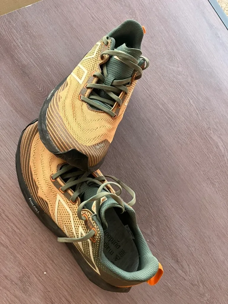 New Balance FuelCell Venym bike usato — immagine 8 di 9