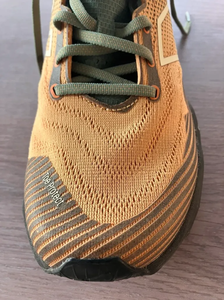 New Balance FuelCell Venym bike usato — immagine 4 di 9