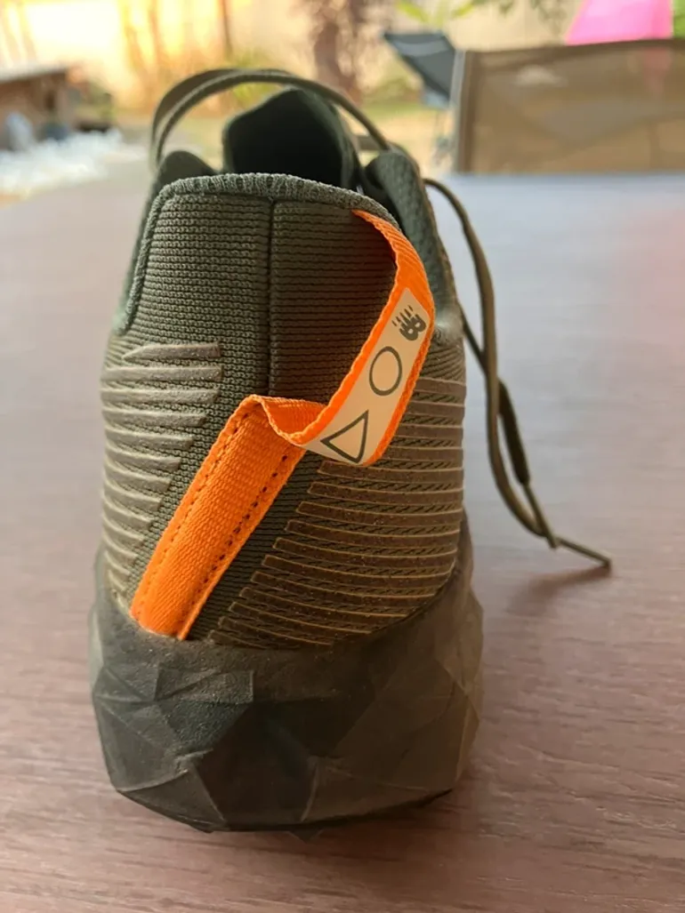 New Balance FuelCell Venym bike usato — immagine 2 di 9