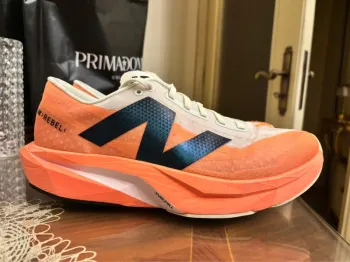 New Balance Running Shoes bike d'occasion — image 3 sur 7