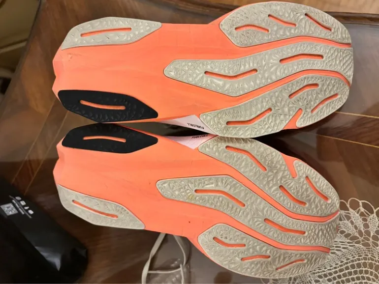 New Balance Running Shoes bike d'occasion — image 6 sur 7