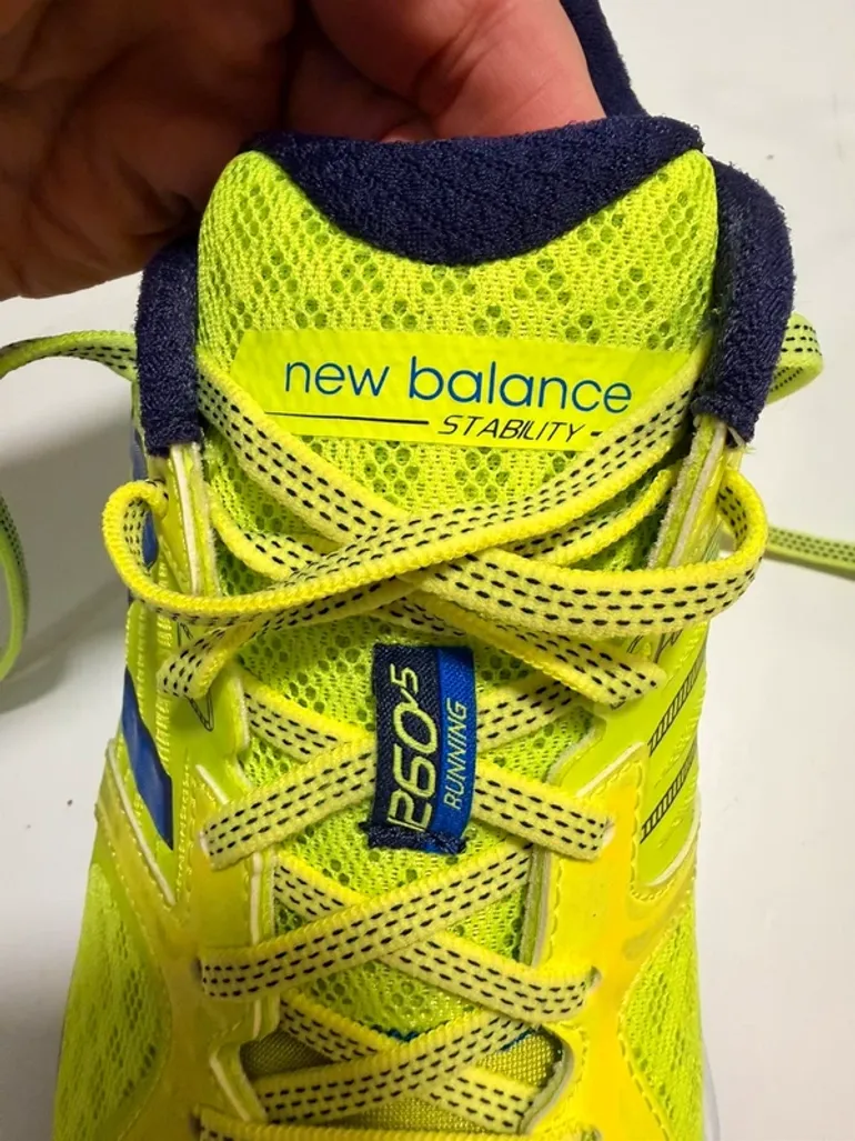 Used New Balance 1260v5 bike — image 7 of 11