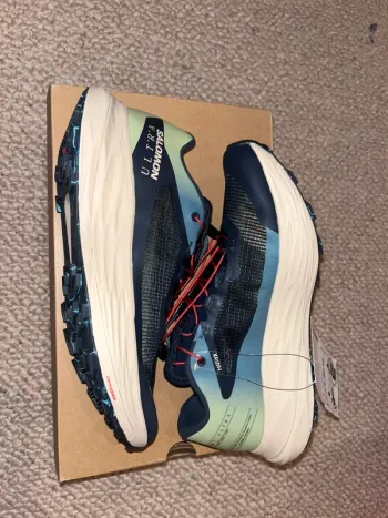 Käytetty Salomon S/lab Ultra Running Shoes