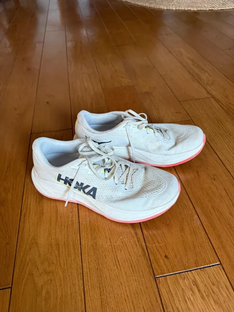 Used Hoka Rincon 4 bike — image 2 of 5