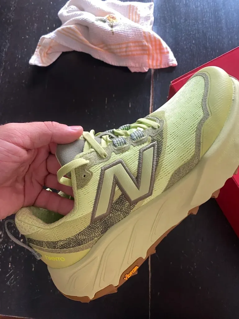 Brugt New Balance Fresh Foam X Hierro v9 bike — billede 2 af 4