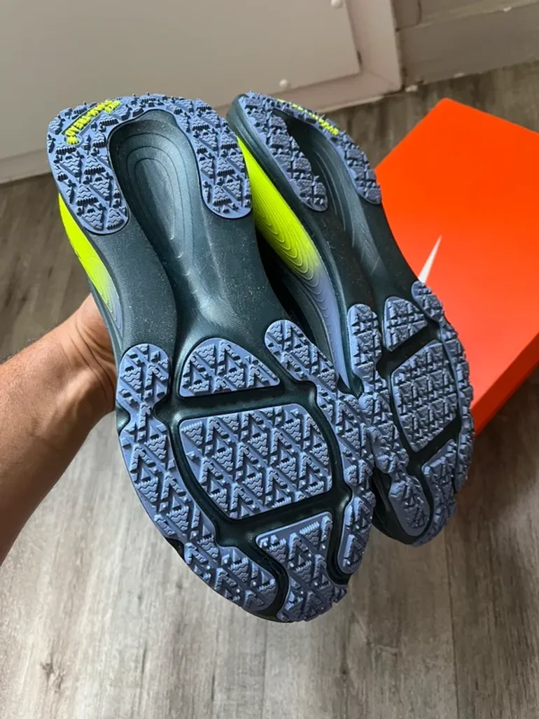 Gebrauchtes Nike Vomero 18 GoreTex bike — Bild 3 von 9