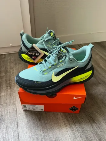 Brugt Nike Vomero 18 GoreTex Running Shoes