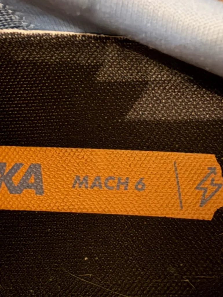Used Hoka Mach 6 bike — image 6 of 9