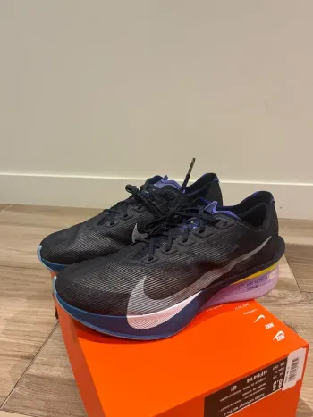 Gebrauchtes Nike ZoomX Vaporfly Next%4 bike — Bild 6 von 11