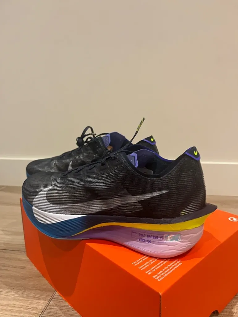 Gebrauchtes Nike ZoomX Vaporfly Next%4 bike — Bild 2 von 11