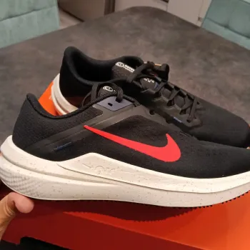 Used Nike Air Winflo 10 bike — image 2 of 11
