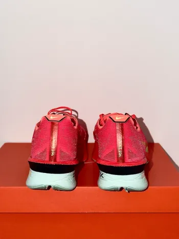 Used Nike Vaporfly 4 bike — image 5 of 5