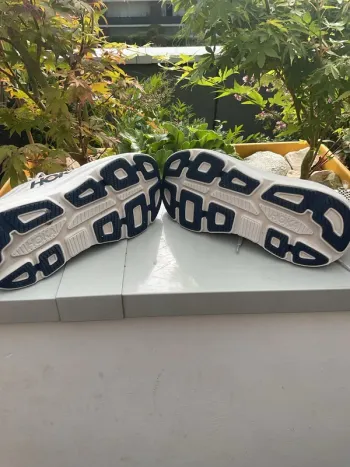 Gebrauchtes Hoka Bondi 9 bike — Bild 6 von 6
