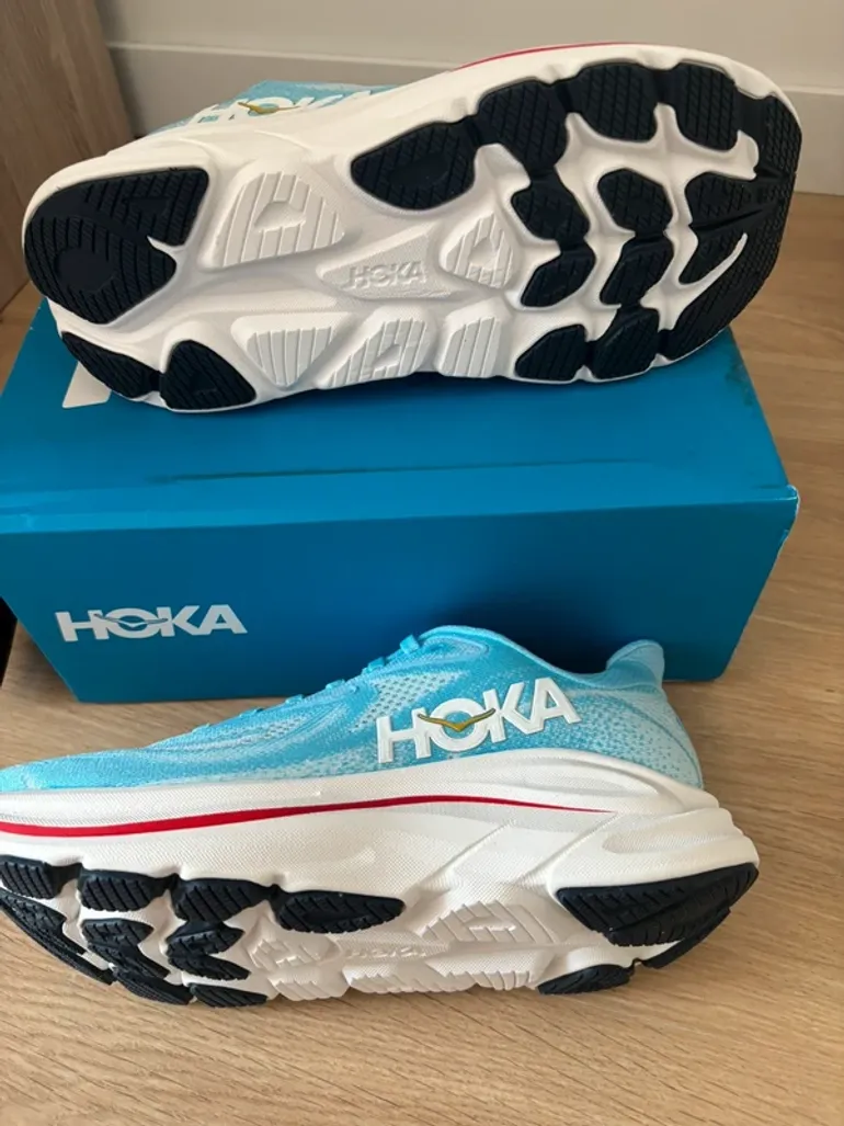 Used Hoka Clinton bike — image 3 of 5