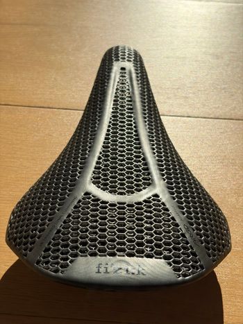 Brugt Fizik Vento Argo 00 Adaptive 2026 Saddles & Seatposts