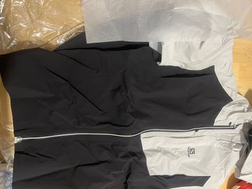 Salomon jacket 2025 Running Clothing usato