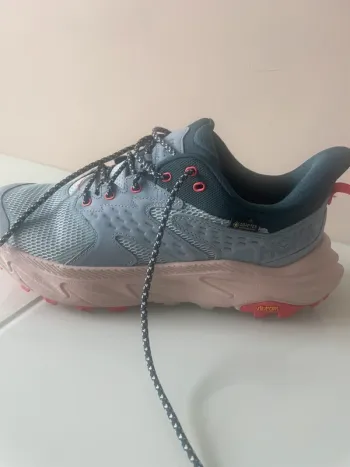 Used Hoka Anacapa 2 bike — image 4 of 8