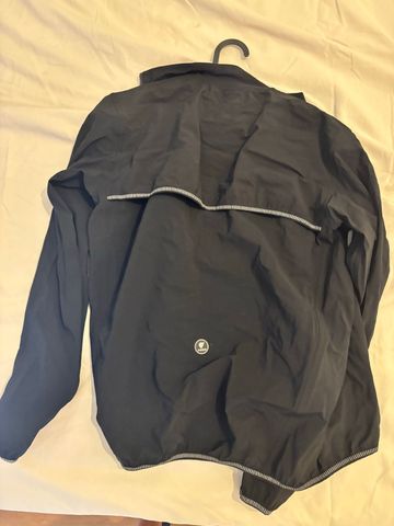Pissei Rain Jacket 2025 bike d'occasion — image 3 sur 3