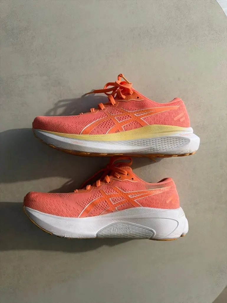 Asics Shoes bike d'occasion — image 9 sur 9