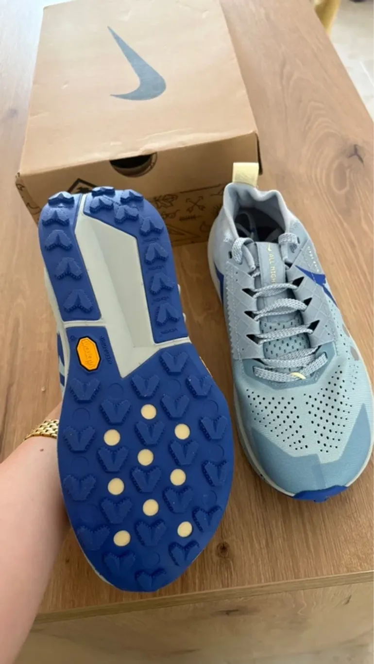 Nike Zegama 2 Zoom X bike usato — immagine 3 di 5