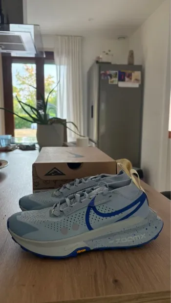 Nike Zegama 2 Zoom X Running Shoes usato