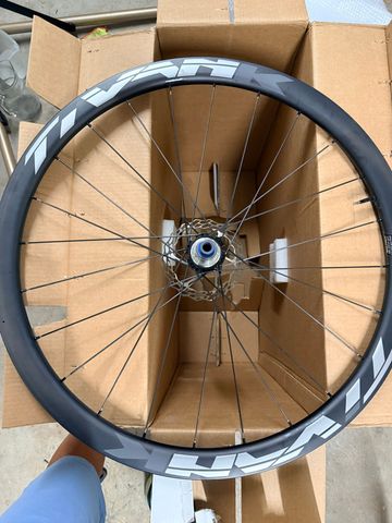 Spada Carbon Tivan K Disc 45mm 2026 Wheels d'occasion