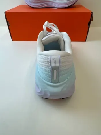 Used Nike Vomero Plus bike — image 5 of 8