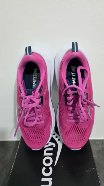 Tweedehands Saucony Running Shoes bike — afbeelding 4 van 7