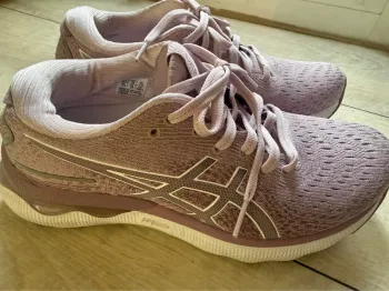 Used Asics Running Shoes Running Shoes