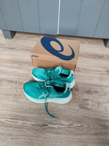 Asics Gel-Nimbus 27 bike usato — immagine 2 di 6