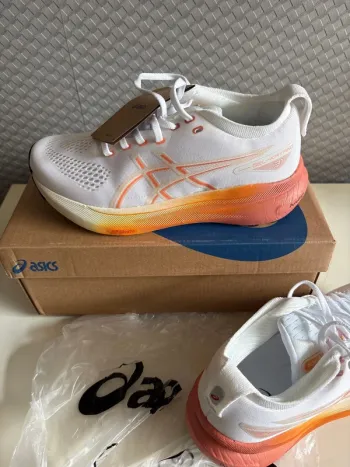 Gebrauchtes Asics 4D Guidance System bike — Bild 2 von 3