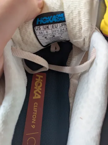 Tweedehands Hoka Clifton 9 bike — afbeelding 6 van 6