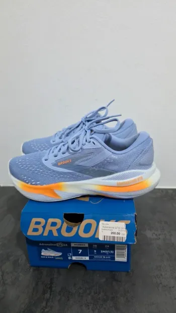 Used Brooks Running Shoes Running Shoes