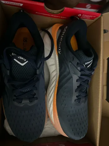 Käytetty Saucony Triumph 22 bike — kuva 2 / 4