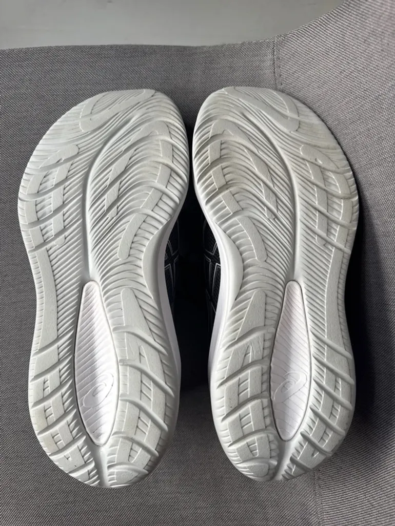 Tweedehands Asics Gel Cumulus 26 bike — afbeelding 6 van 6