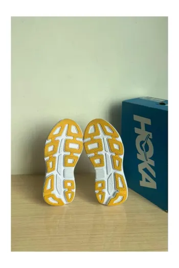 Hoka Bondi bike d'occasion — image 5 sur 5