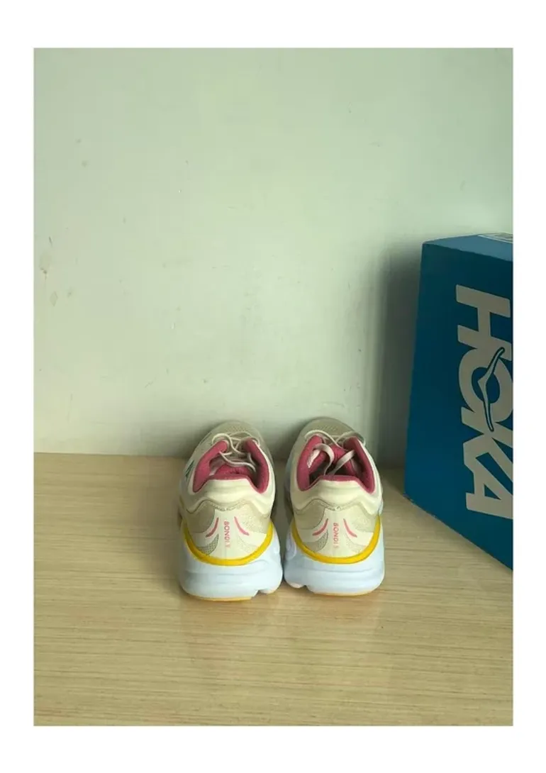 Hoka Bondi bike d'occasion — image 4 sur 5