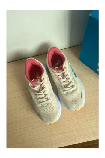 Hoka Bondi bike d'occasion — image 3 sur 5