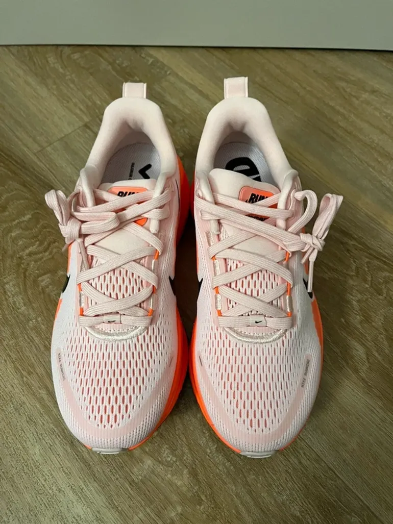 Nike Vomero 18 bike d'occasion — image 4 sur 9