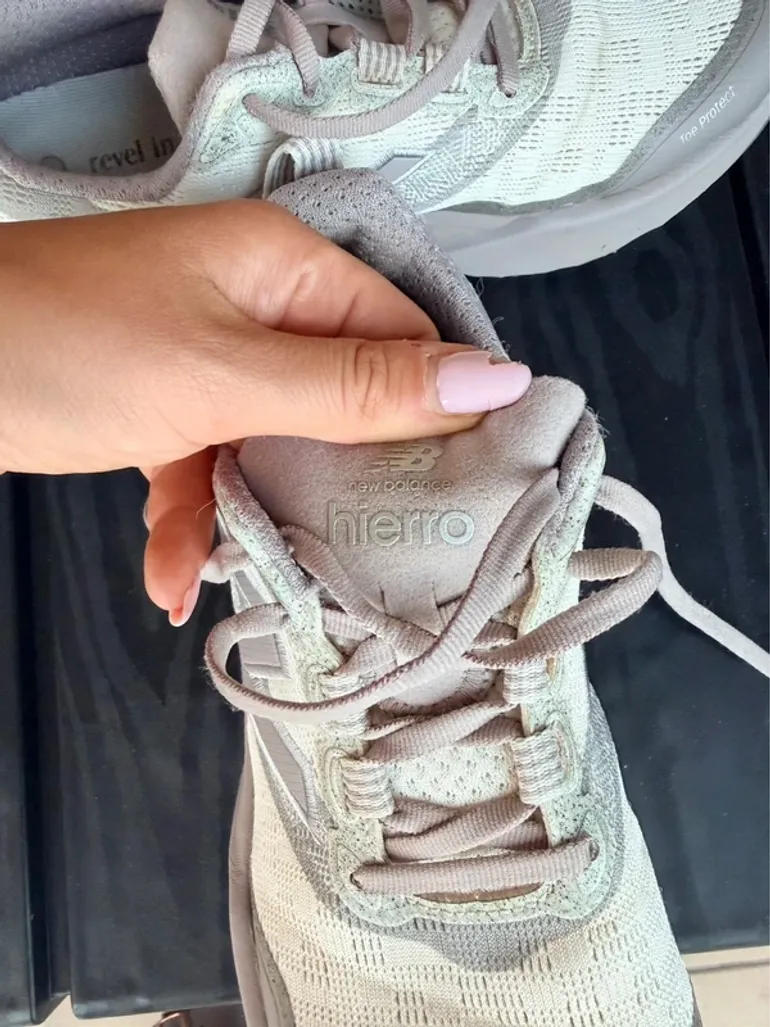 New Balance Hierro V9 bike de segunda mano — imagen 4 de 14