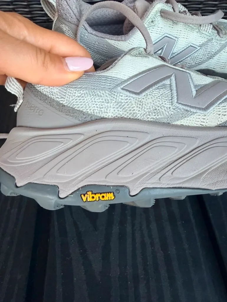 New Balance Hierro V9 bike de segunda mano — imagen 3 de 14