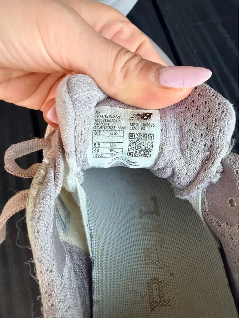 New Balance Hierro V9 bike de segunda mano — imagen 5 de 14