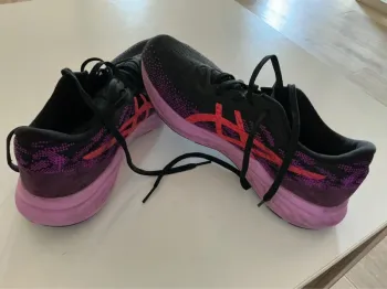 Used Asics Dynablast 3 bike — image 2 of 5