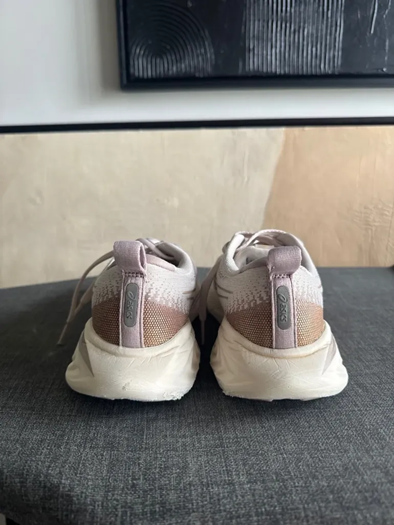 Used Asics FF Blast+ bike — image 2 of 7