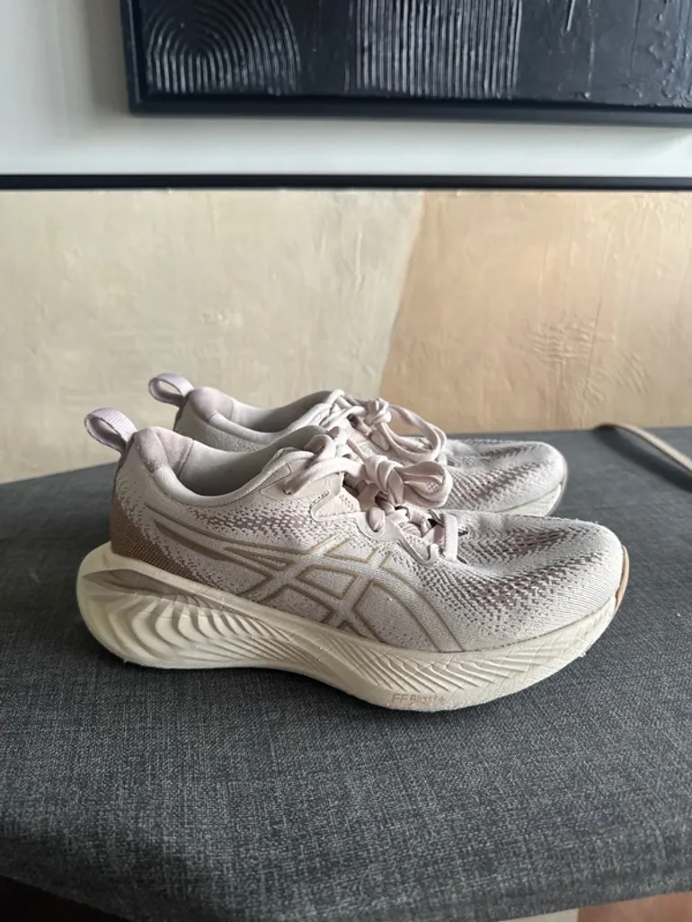 Used Asics FF Blast+ bike — image 3 of 7